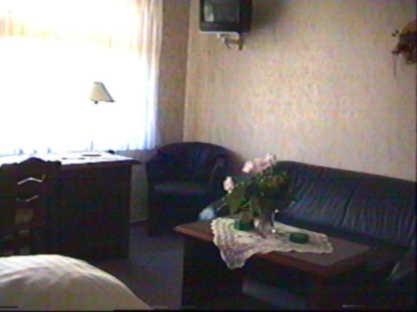 Hotel Restaurant Zur Krone Obersuhl Ruang foto